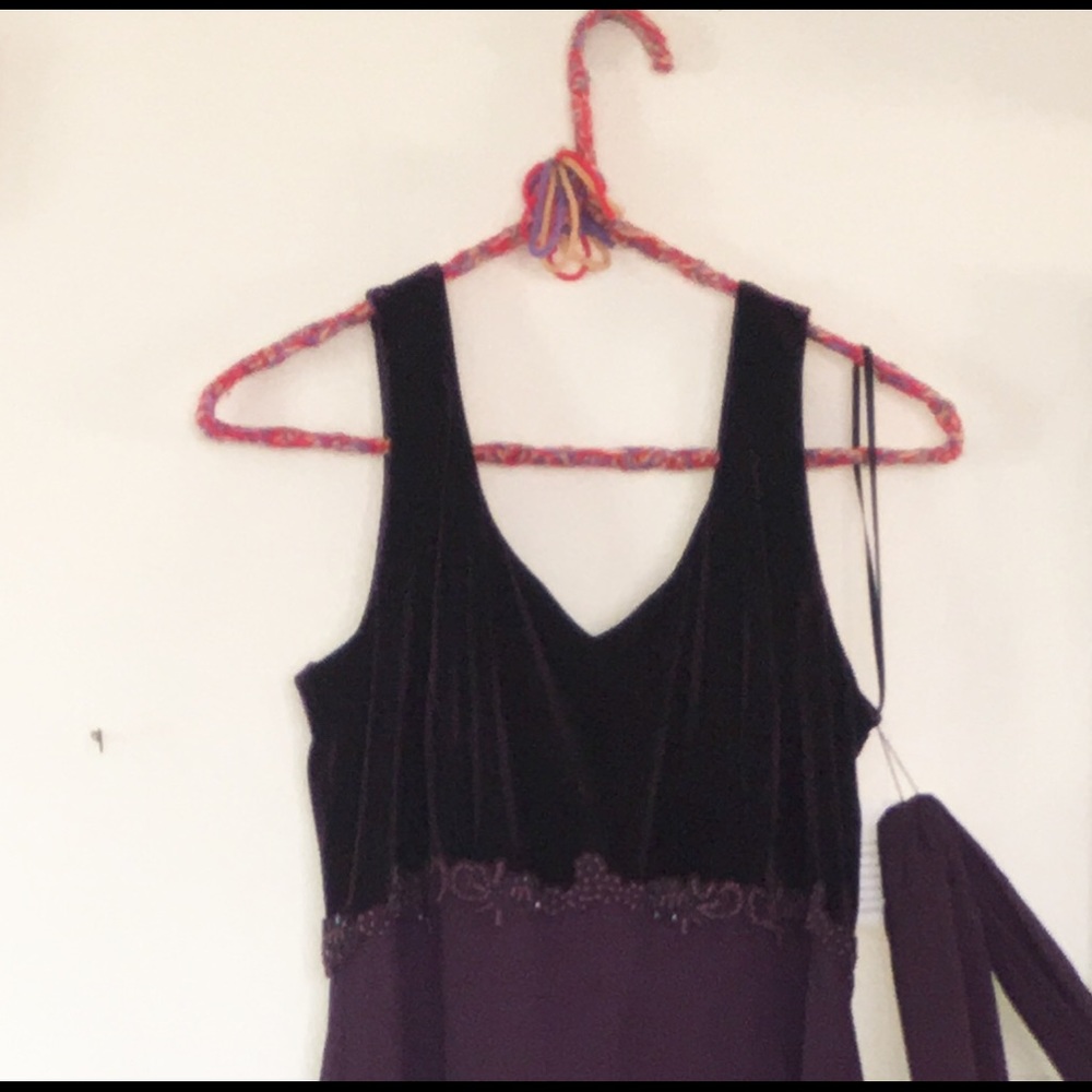 Gorgeous Plum gown with long scarf PROM homecoming - Picture 3 of 6